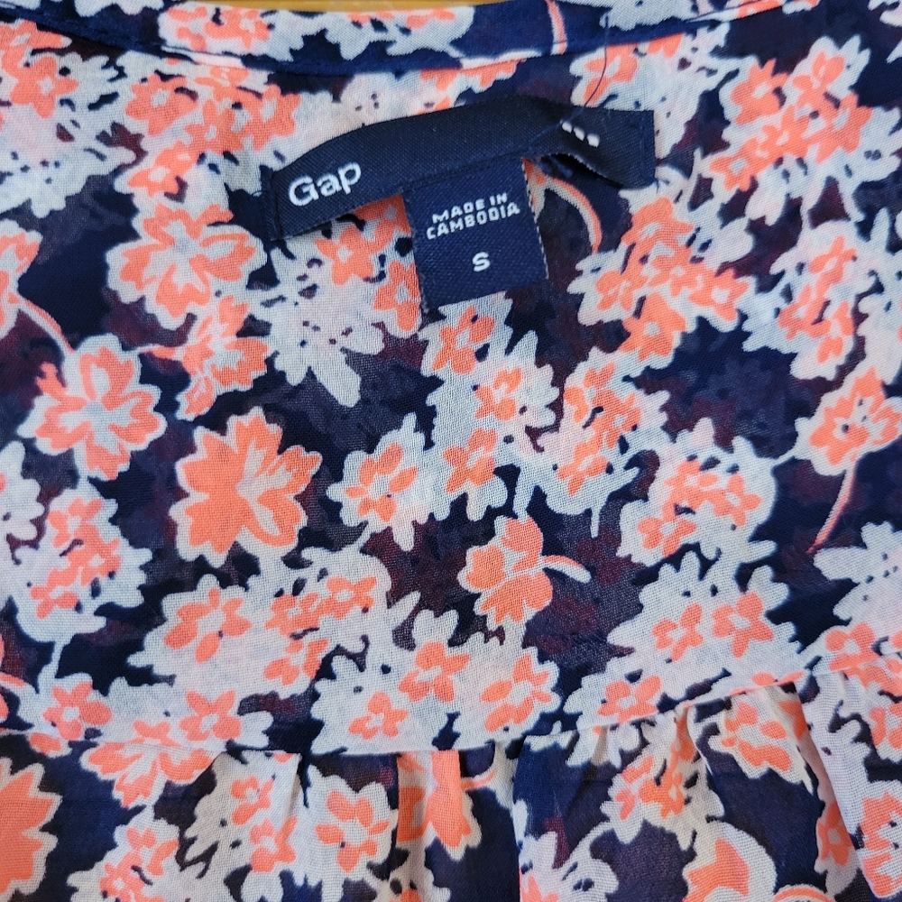 Gap sheer floral blouse women's small - Picture 3 of 6